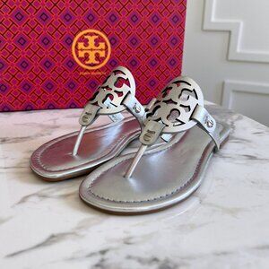 NWT - Tory Burch Miller Sandal  - Silver✨ #36540
